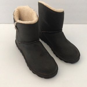 Bearpaw Margery Suede Sheepskin Boot Size 10 EUC